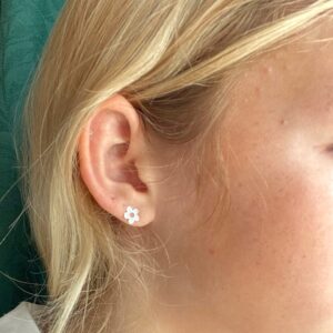 Flower earrings