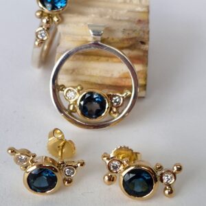 18ct gold London Blue topaz and diamond ring, with granulation detail, on a silver shank - Image 8