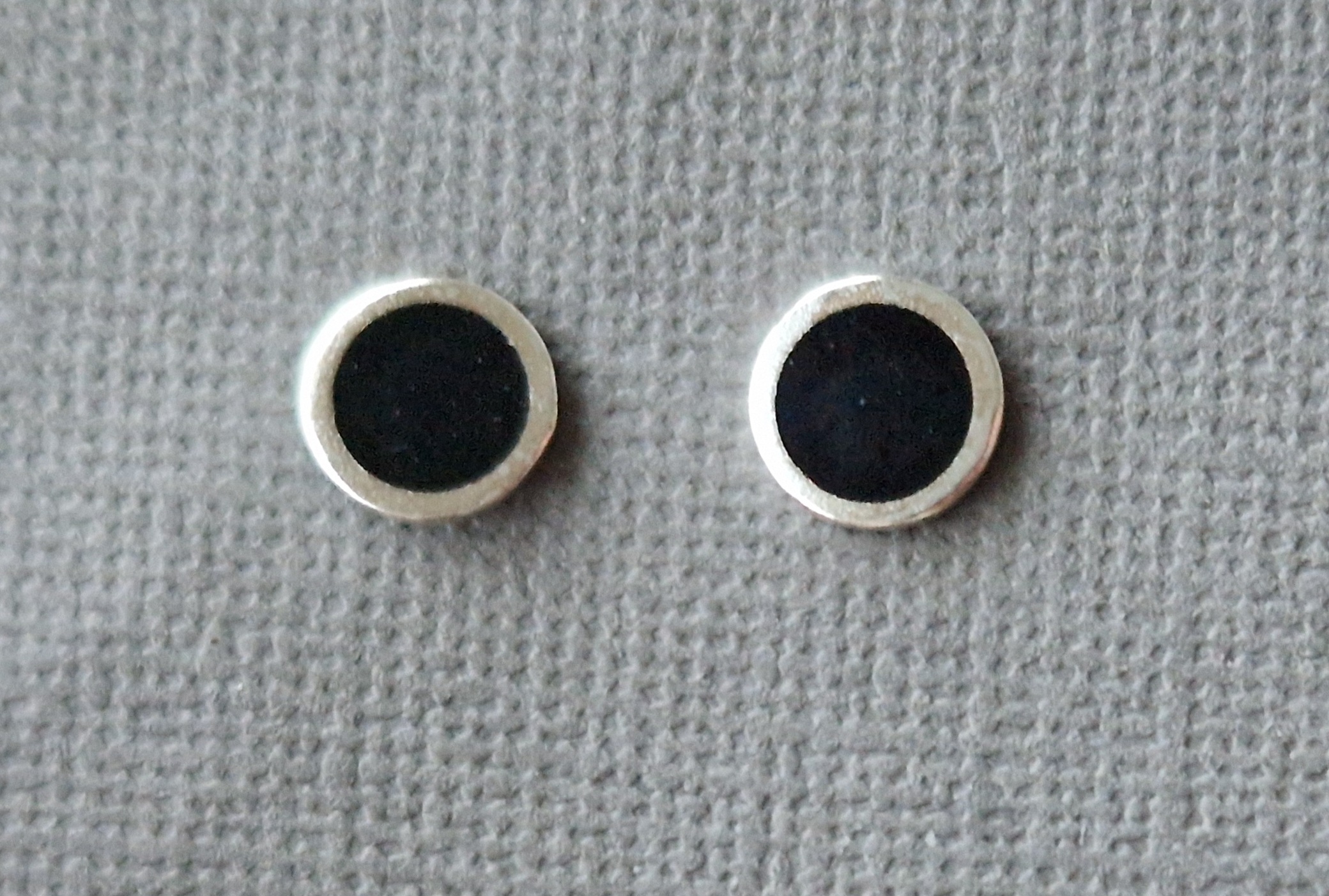 Black enamel silver studs