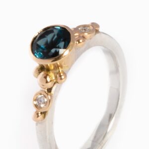 18ct gold London Blue topaz and diamond ring, with granulation detail, on a silver shank - Image 3
