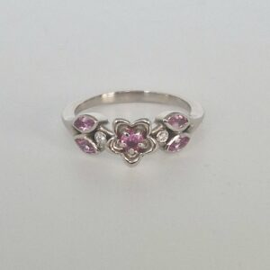 Stunning pink sapphire and diamond, platinium engagement ring - Image 3
