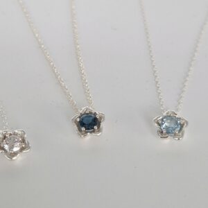 Swiss Blue Topaz, silver flower pendant - Image 2